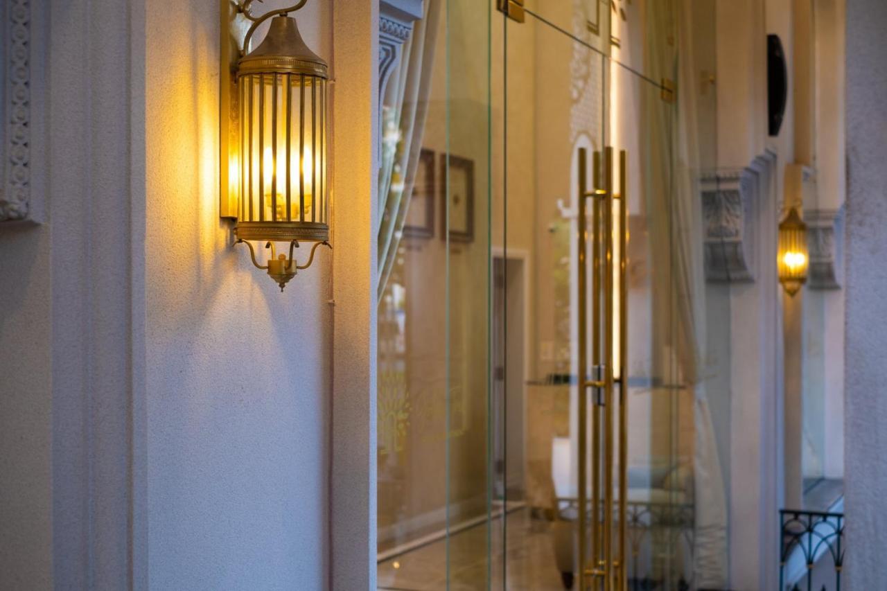Khách Sạn&căn Hộ Golden Tree 3*